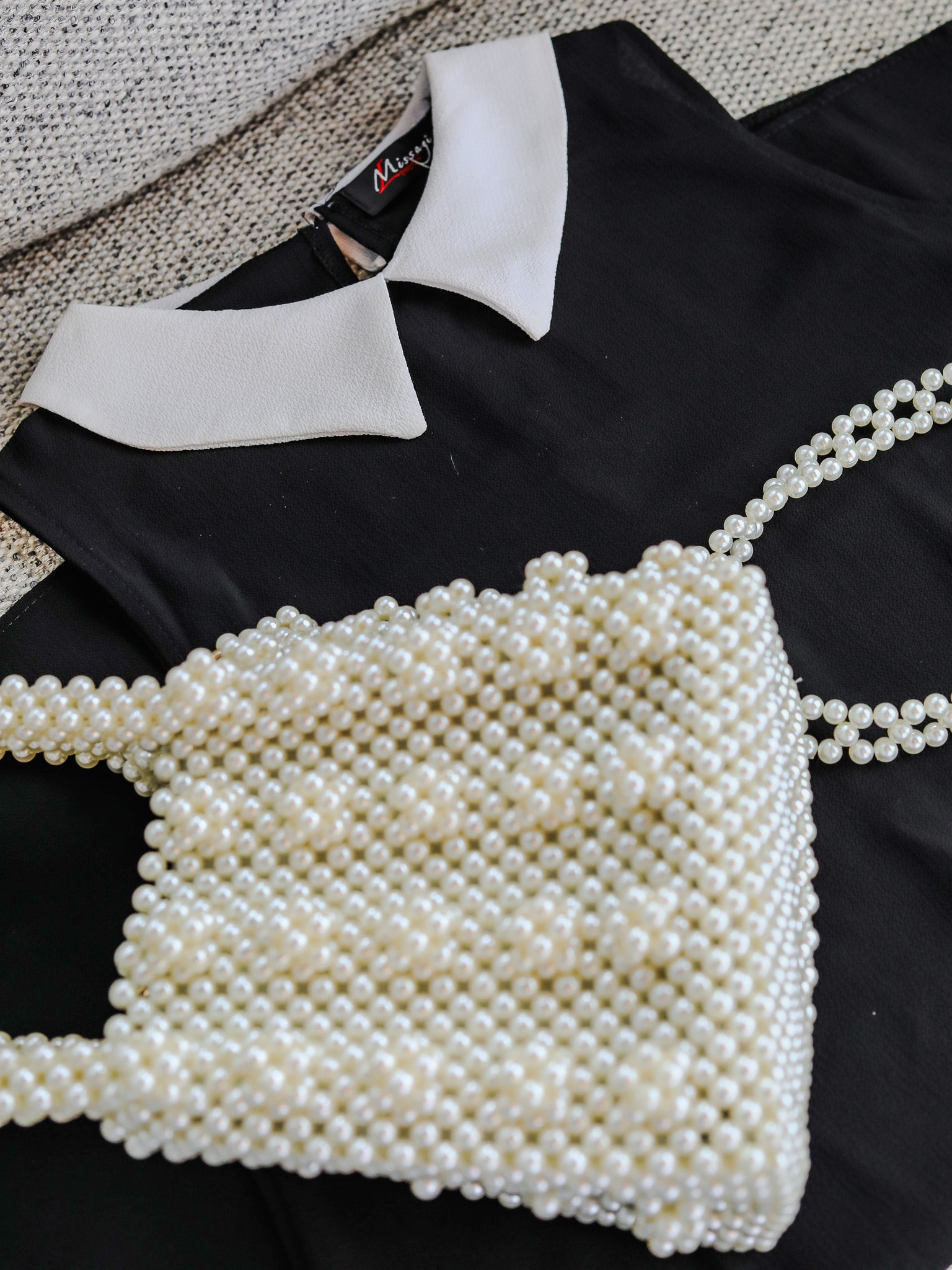 Black Sleeveless Top with White Contrast Collar – Peter Pan Style